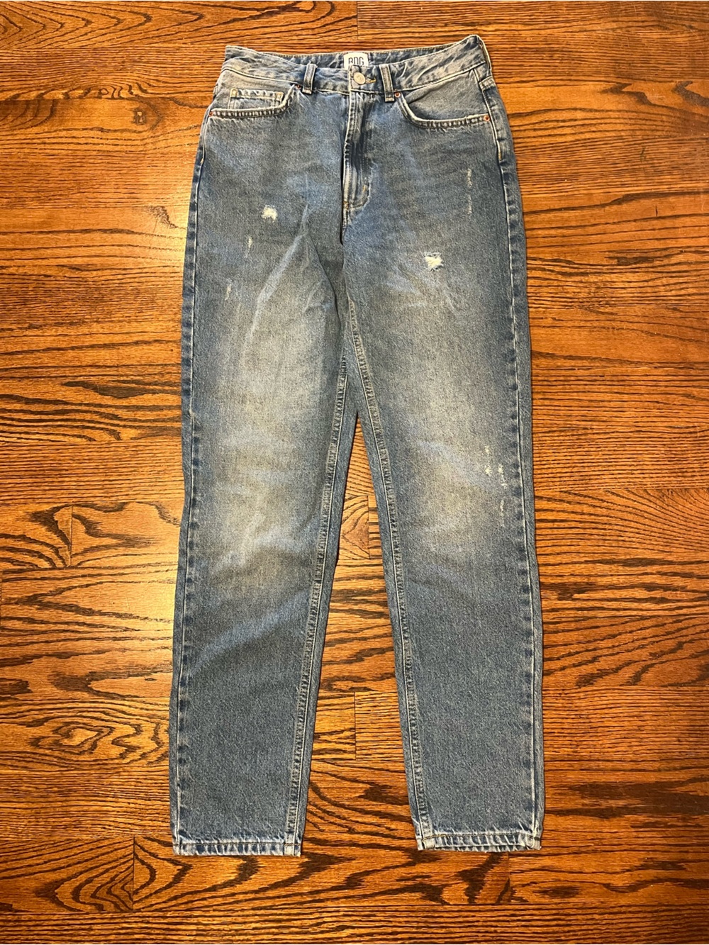 Urban Outfitters BDG Women’s Mom High Rise Faded Blue Jeans size 28